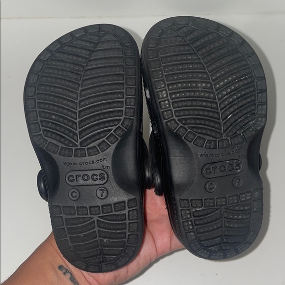 Kids Black Crocs Clogs - Picture 2 of 3